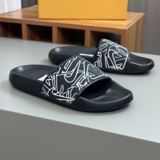 Louis Vuitton Slippers